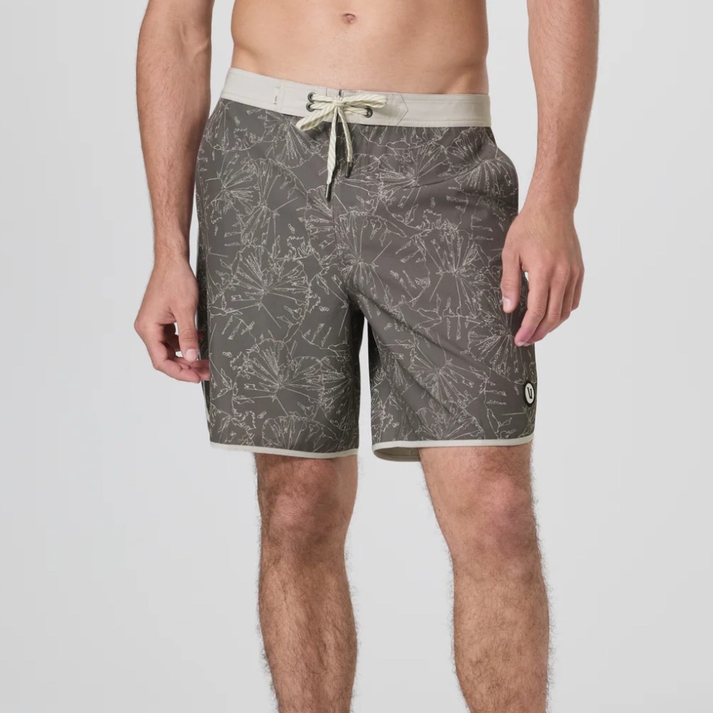 Vuori Men’s “Cruise” Board Short 8.5” Inseam (32) *BESTSELLER*